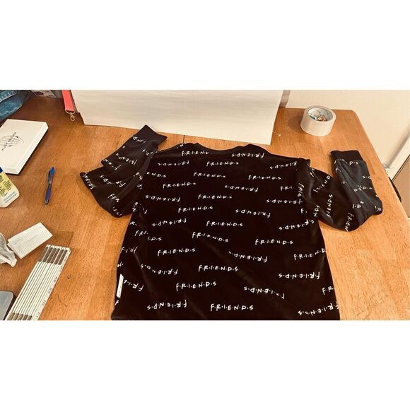 M&S MARKS AND SPENCER FRIENDS TV SHOW BLACK VELOUR TOP Y2K SZ YOUTH 14 - 15 ADUL - Picture 9 of 10